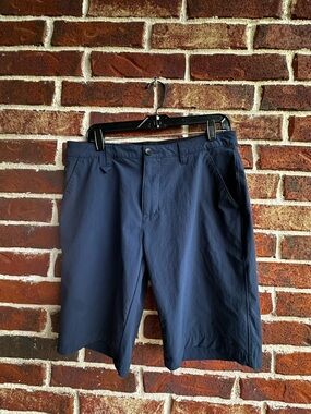 Oakley Men's Navy Flat-Front Performance Shorts